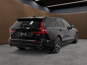Miniature 6 Volvo V60 Momentum 2020