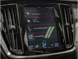 Miniature 14 Volvo V60 Momentum 2020